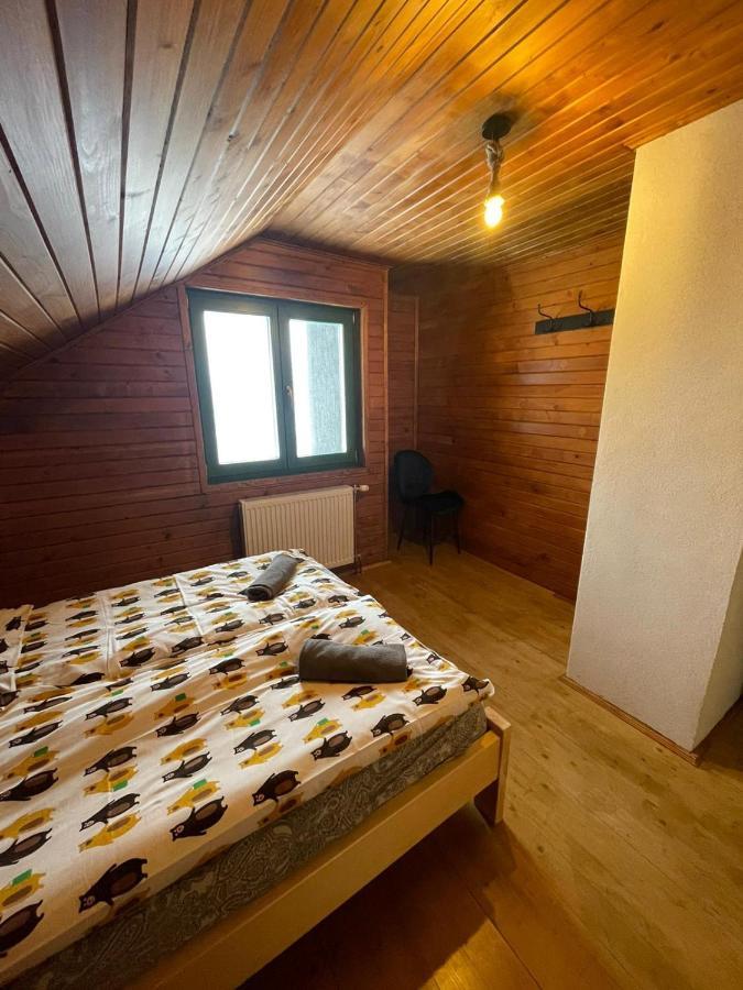 Madarasi Sportbazis Hotel Capilnita ภายนอก รูปภาพ