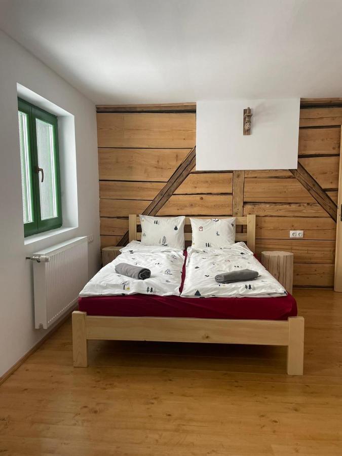 Madarasi Sportbazis Hotel Capilnita ภายนอก รูปภาพ