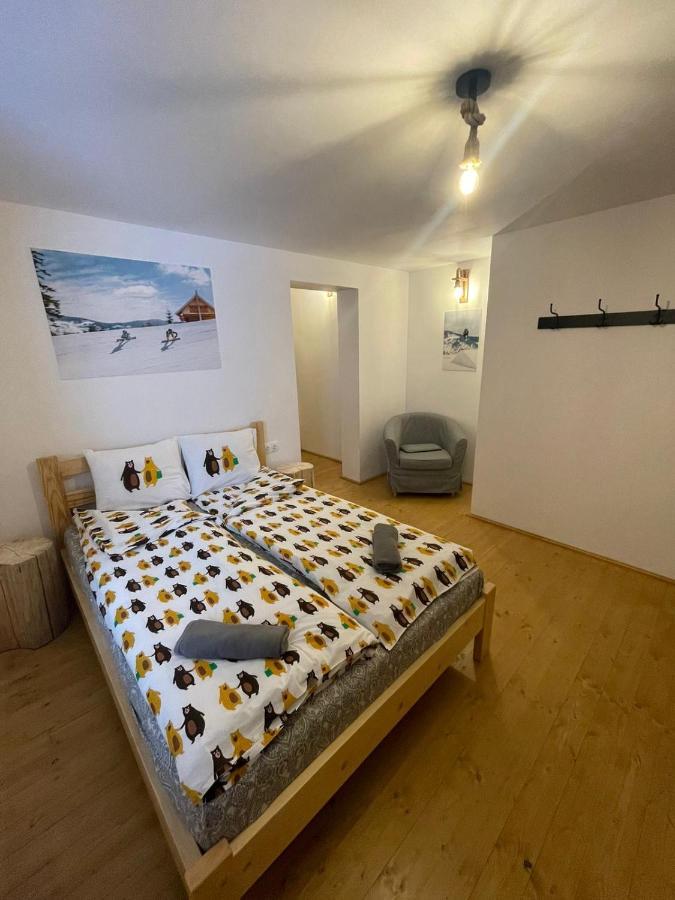 Madarasi Sportbazis Hotel Capilnita ภายนอก รูปภาพ