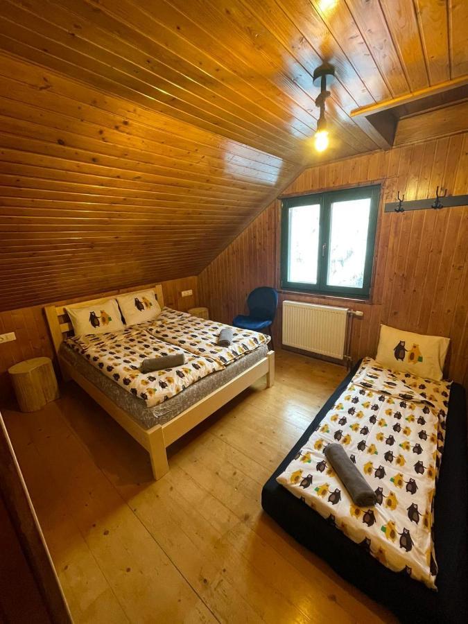 Madarasi Sportbazis Hotel Capilnita ภายนอก รูปภาพ