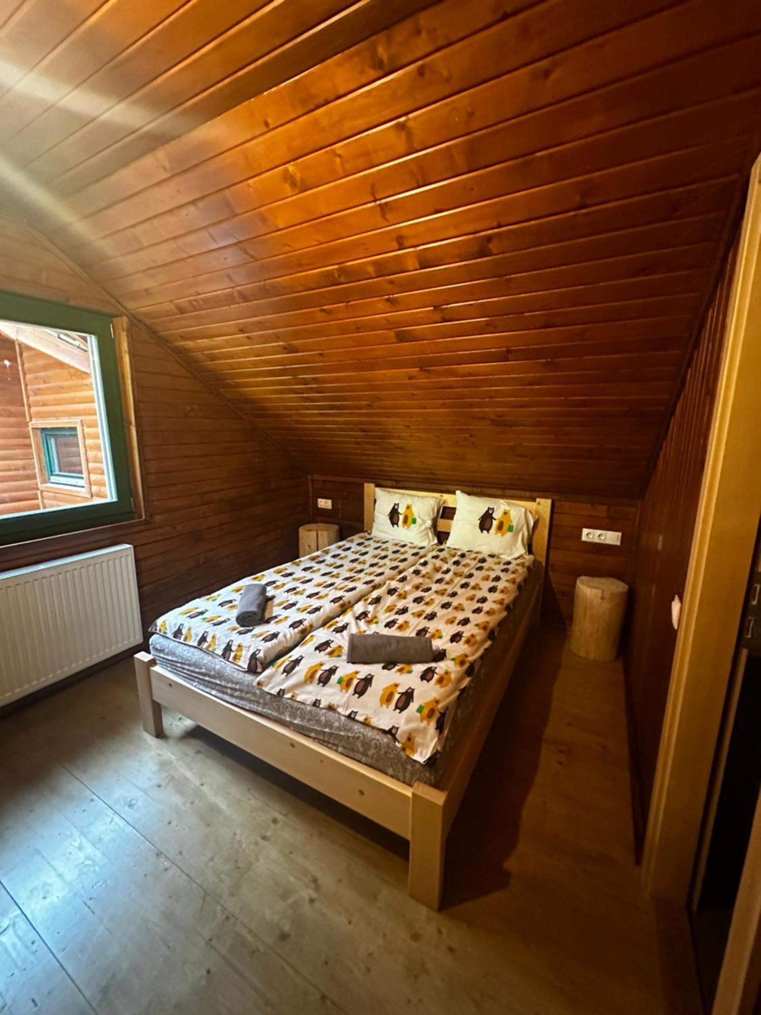 Madarasi Sportbazis Hotel Capilnita ภายนอก รูปภาพ