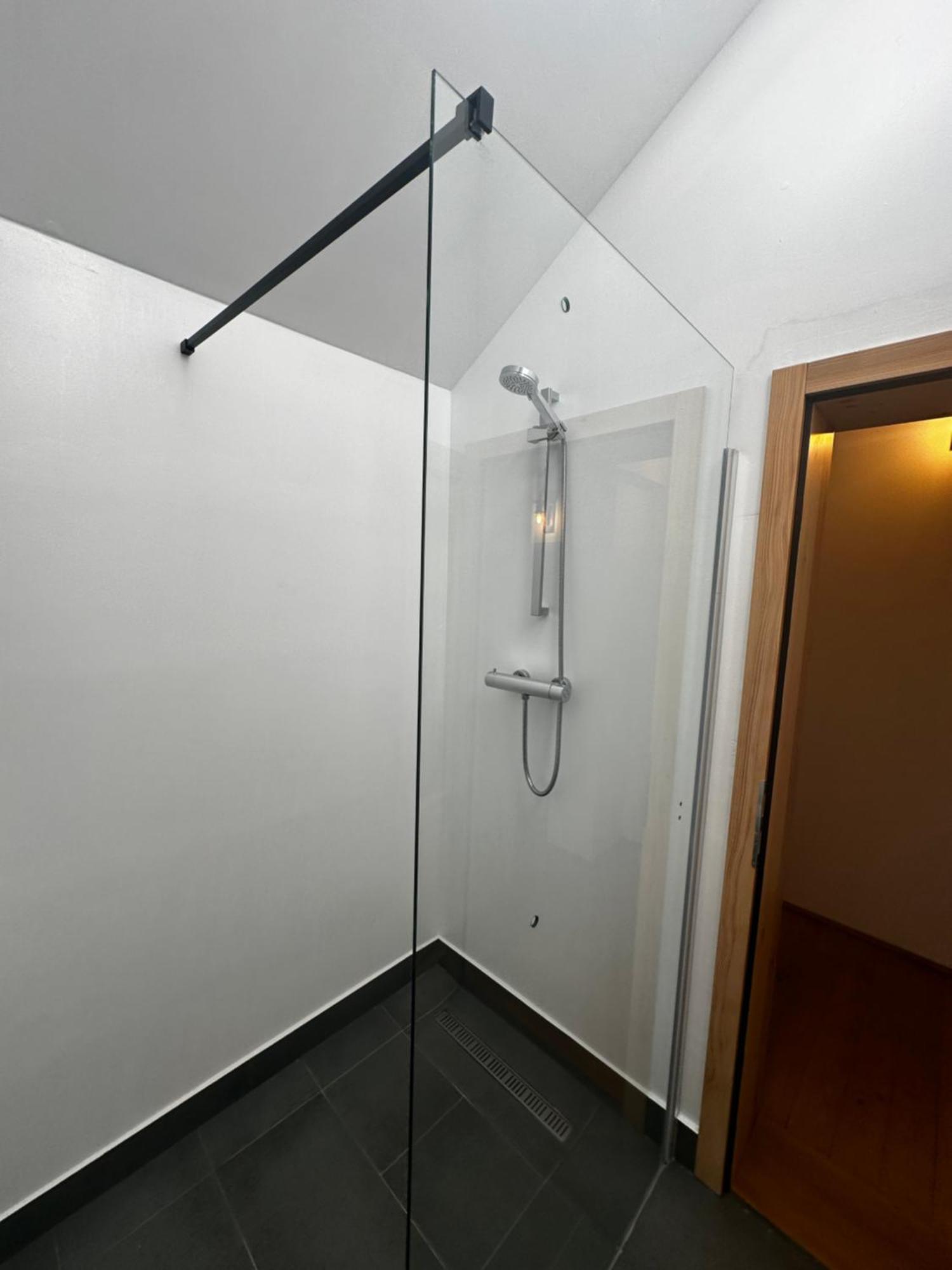 Madarasi Sportbazis Hotel Capilnita ภายนอก รูปภาพ